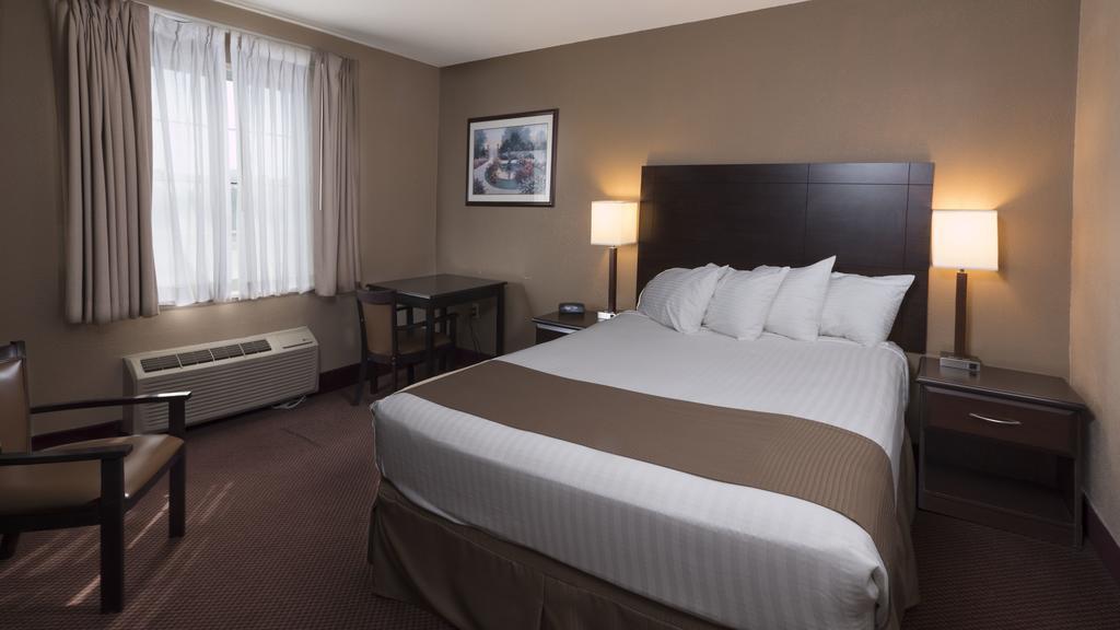 Moberly Inn & Suites Exterior foto